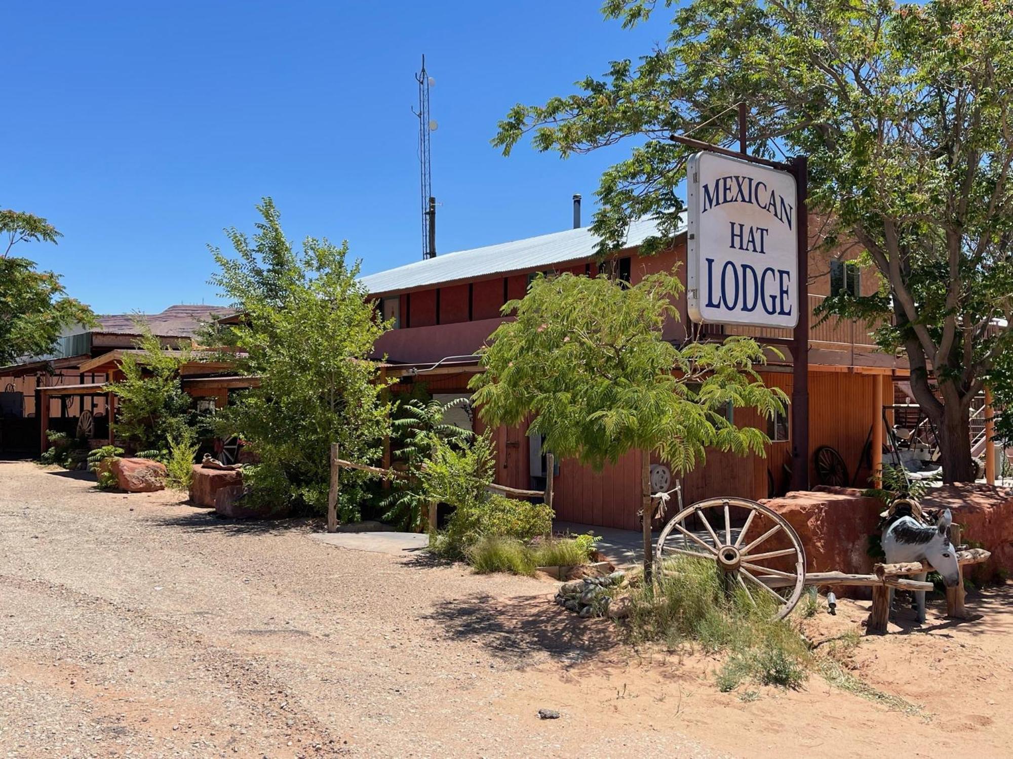 Mexican Hat Lodge Екстер'єр фото